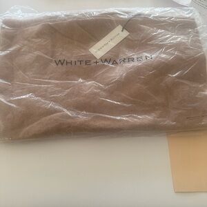 White + Warren Camel Knitwear